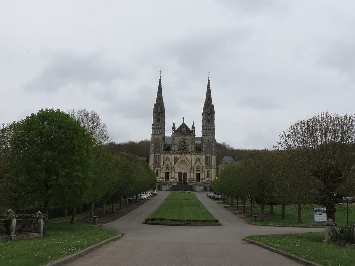 Basilique Notre-Dame de Montligeon