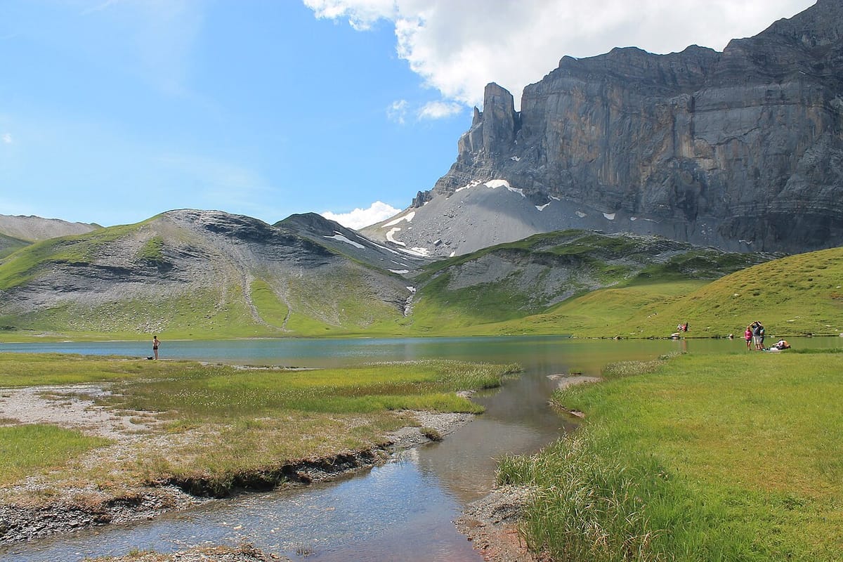Pointe et lac d'Anterne