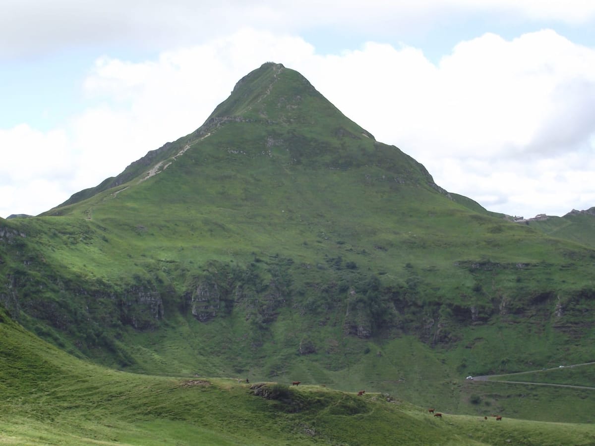 GR400, le tour des volcans du Cantal en huit jours